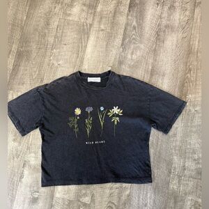 Urban Nation-Wild Heart Graphic T-Shirt Size XS